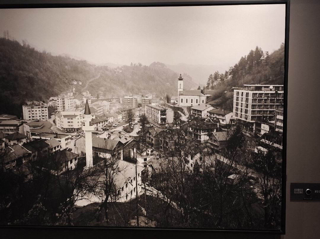 Galerija 11/07/95-萨拉热窝必去景点