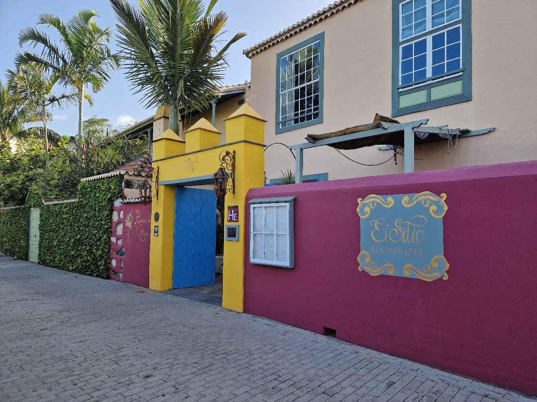 阿巴霍牧场酒店 - 限成人主图