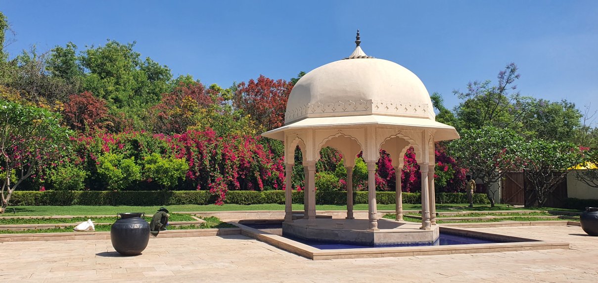 新昌迪加尔欧贝罗伊沙可维拉斯 SPA 度假村-旅行者