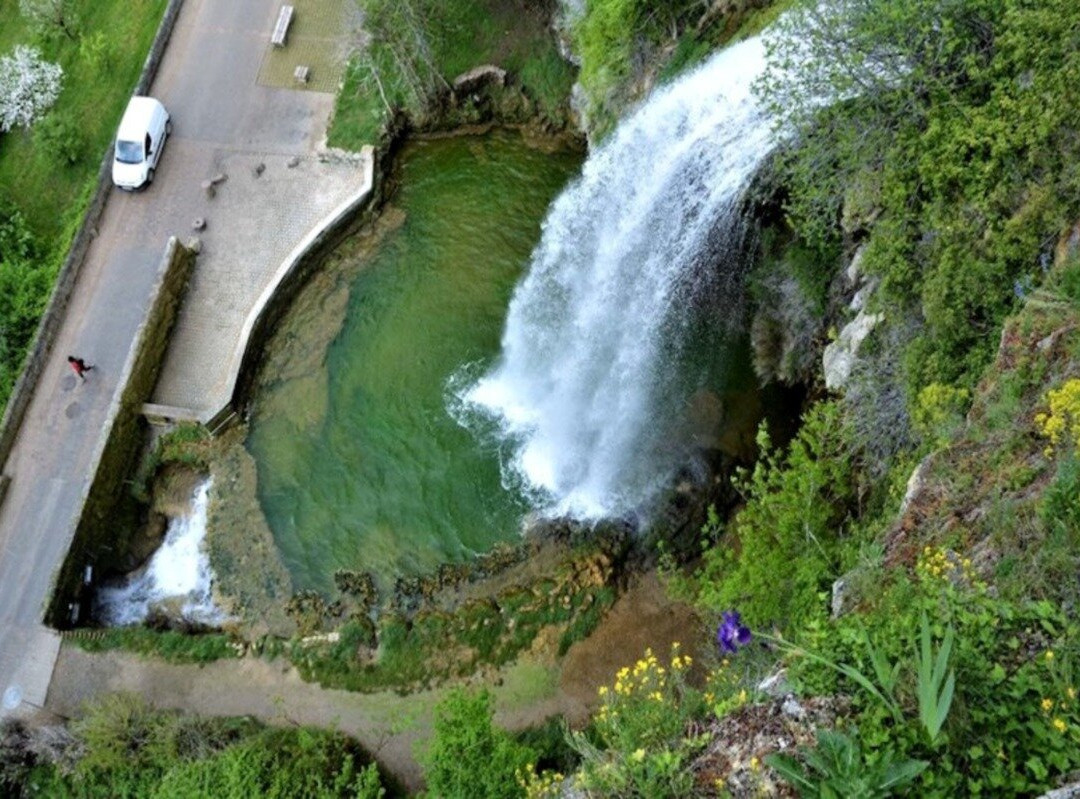 Cascade de Salles-la-Source-Salles-la-Source必去景点