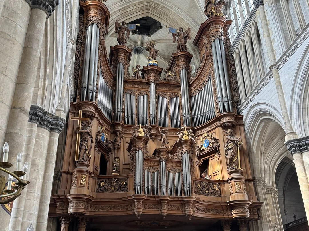 Saint-Omer Cathedrale-圣奥梅尔必去景点