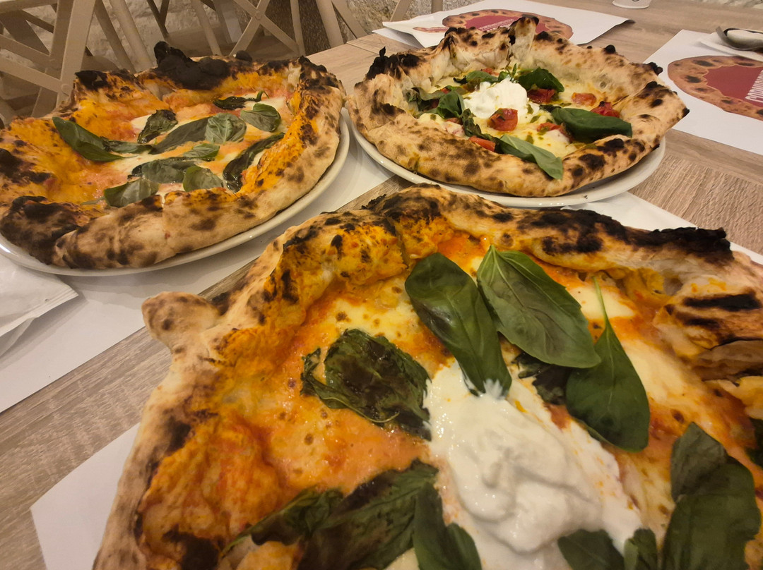 CORNICIONE Pizzeria