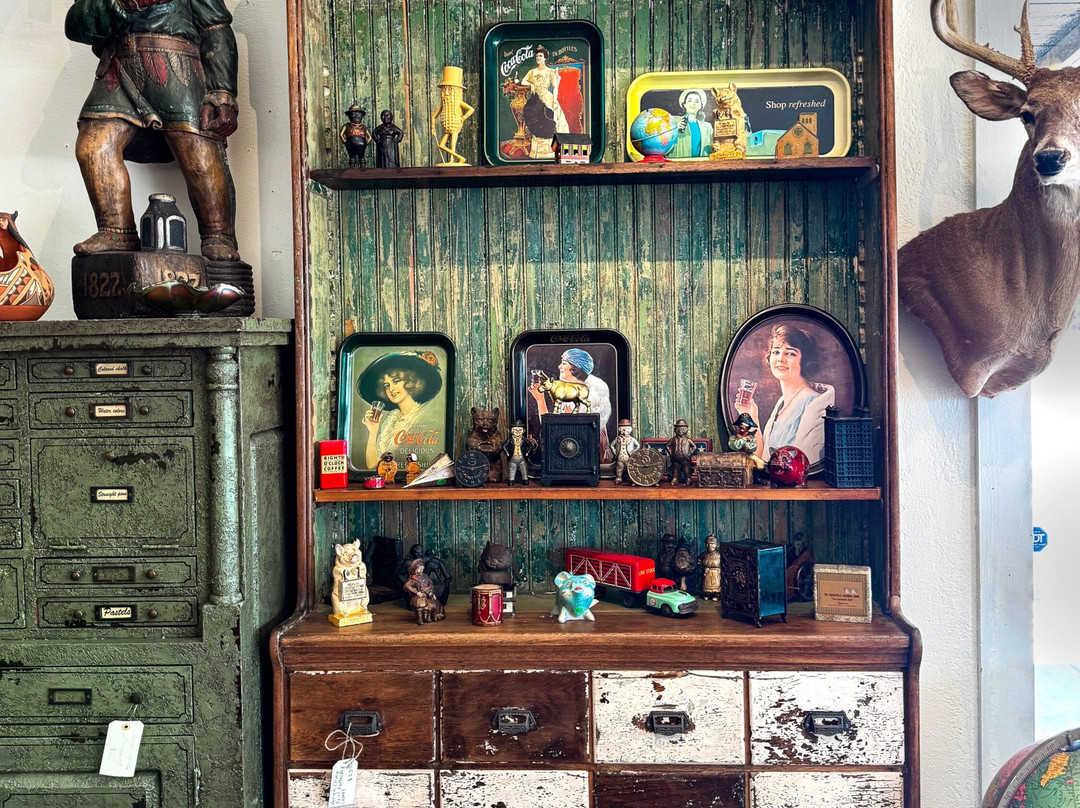 Camp Bubba Antiques-Johnson City必去景点