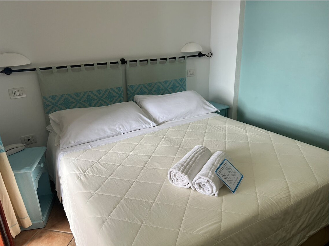 BUE Marino Hotel & Rooftop Bar主图