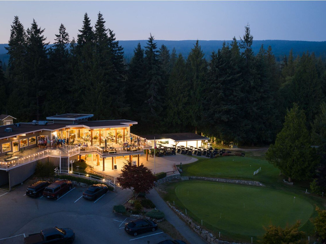 The 1969 Clubhouse, Restaurant, & Patio