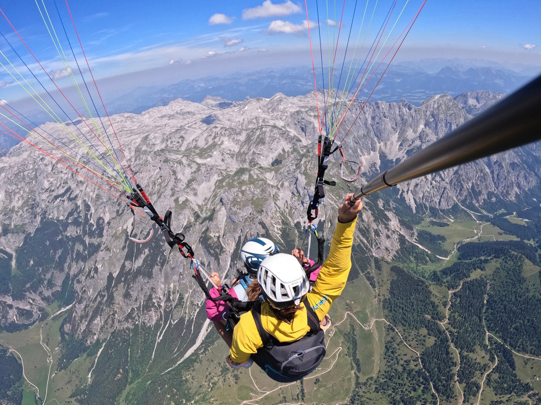FlyTandem Paragliding-维尔芬韦恩必去景点