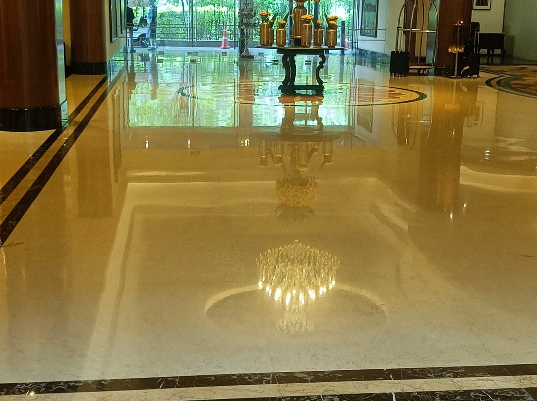 泰姬德干酒店主图