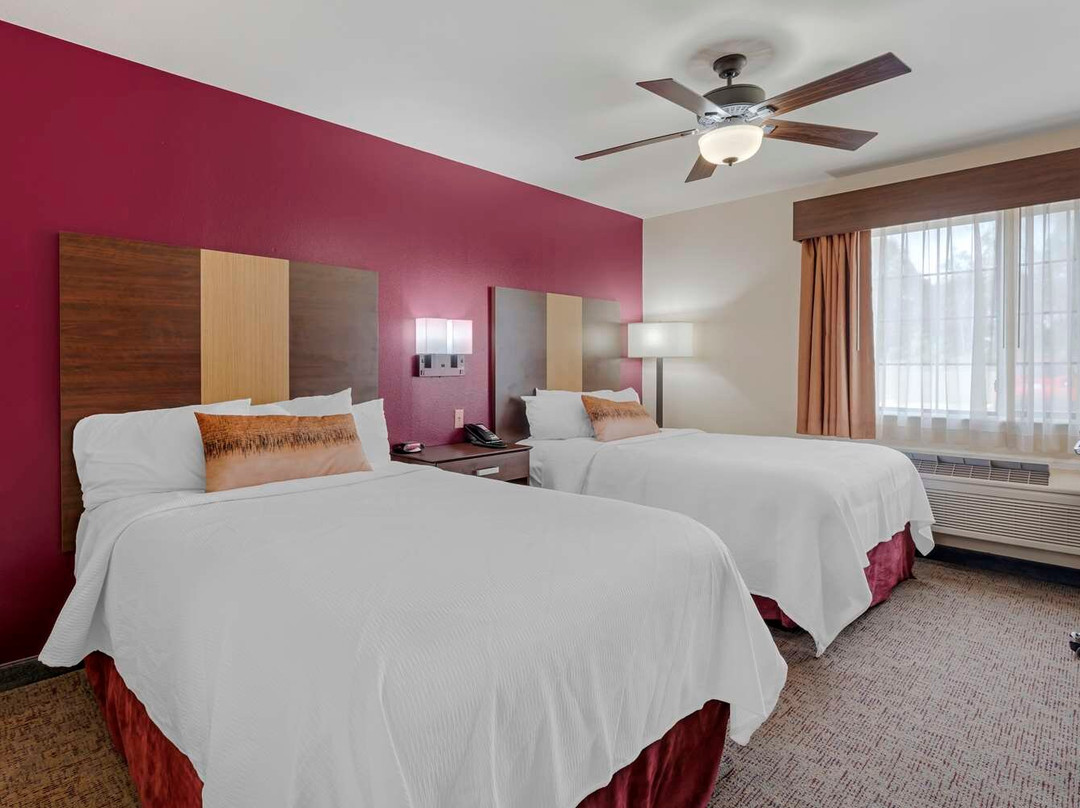 Kildare酒店住宿-Best Western Pineywoods Inn