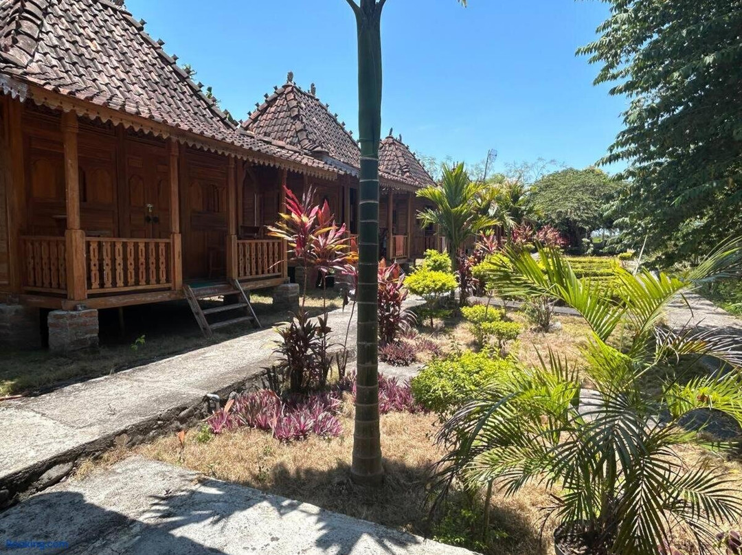Parlezo Cottage Dintor