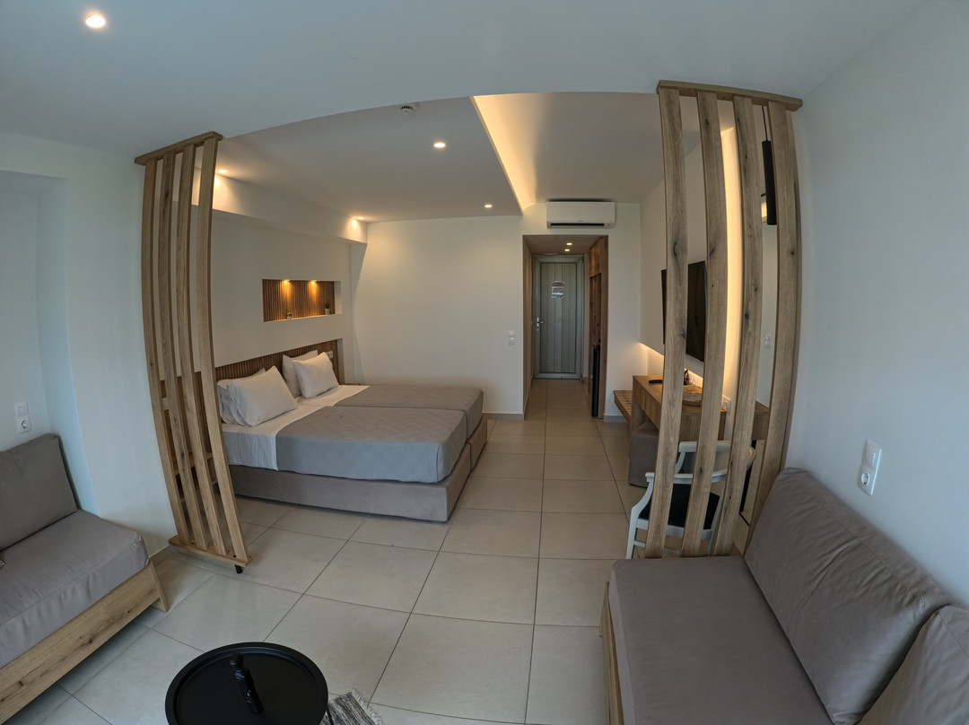 Athina Hotel主图