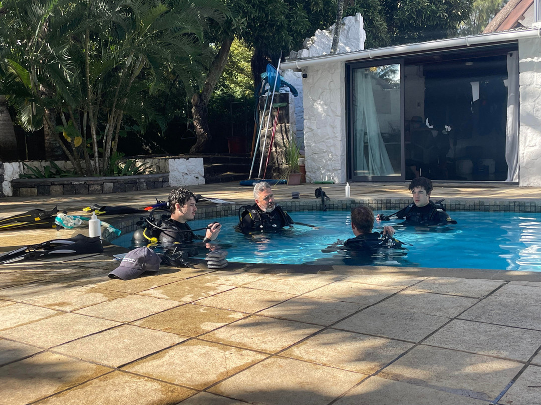 Crystal Divers Mauritius-Bain Boeuf必去景点