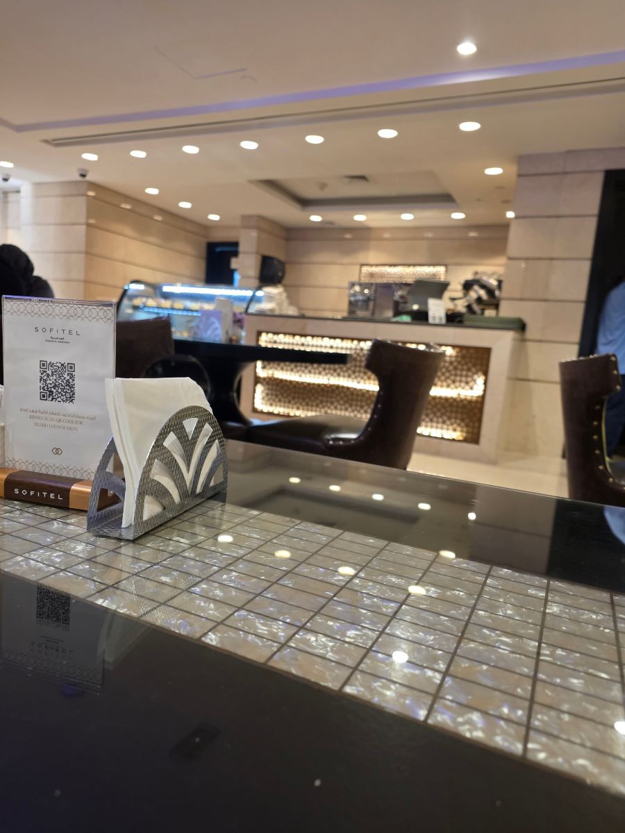 麦地那沙赫德索菲特酒店-旅行者