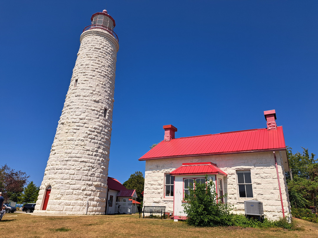 Point Clark Lighthouse-Point Clark必去景点