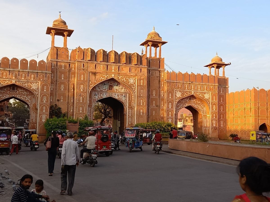 Intocable India tours-Bandikui必去景点