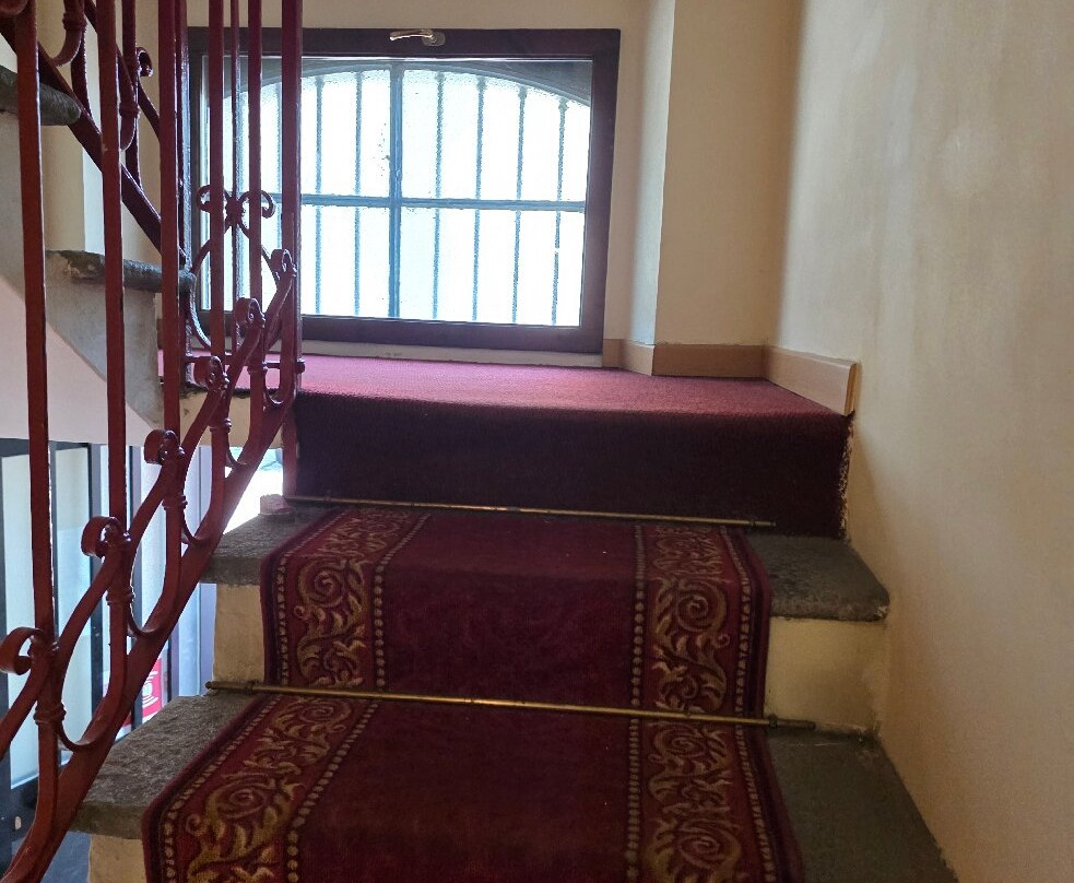 多索拉酒店主图
