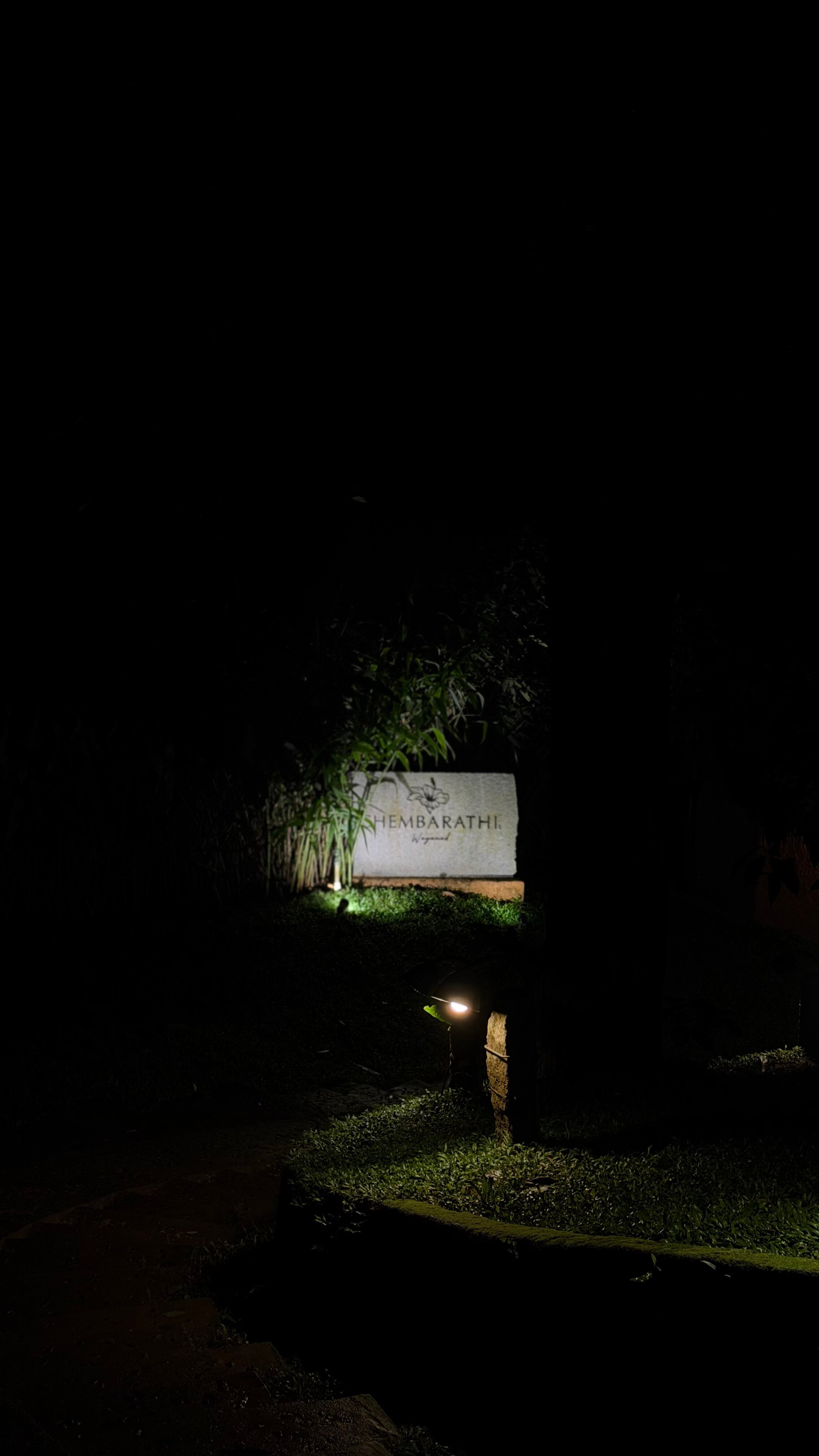 钦巴拉蒂瓦亚纳德精品度假村-旅行者