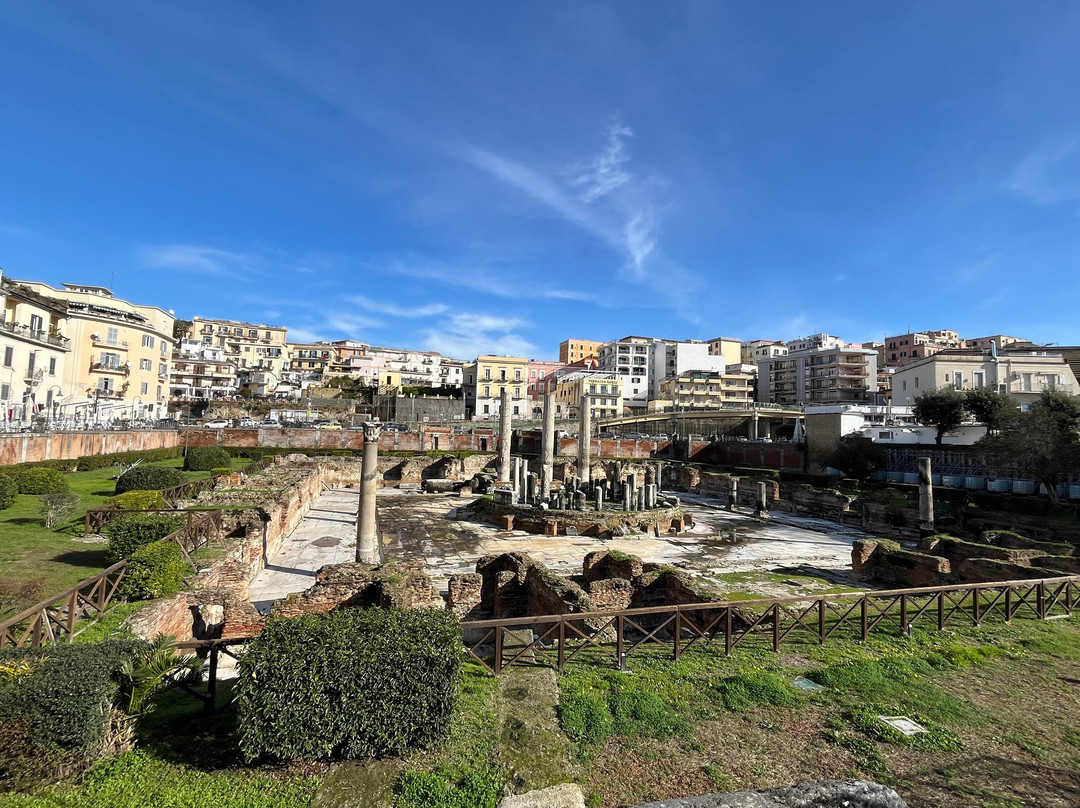 Macellum (Temple of Serapis)-波佐利必去景点