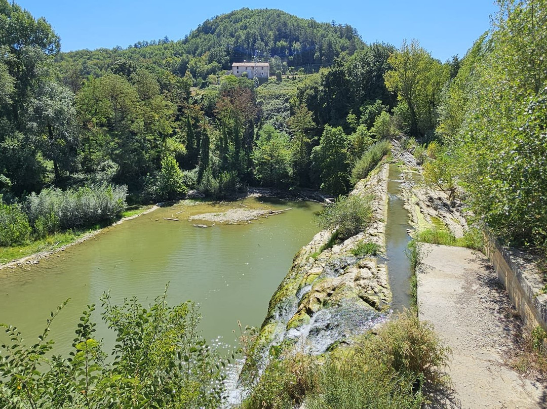 Cascata del Sasso-Sant'Angelo in Vado必去景点