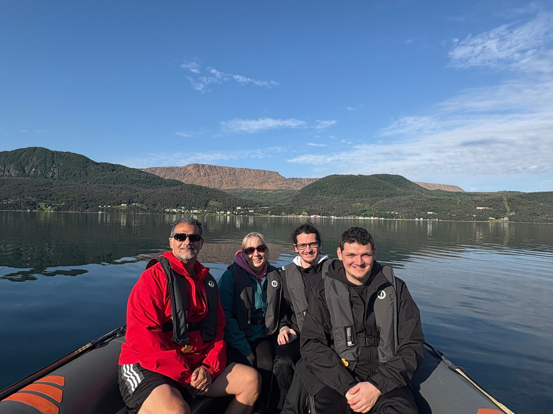 Wild Gros Morne-Trout River必去景点