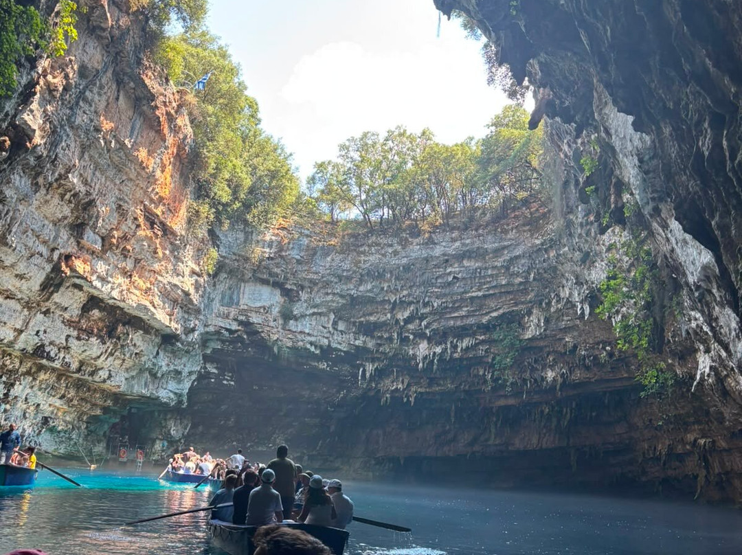 Kefalonia Excursions-阿尔戈斯托利翁必去景点