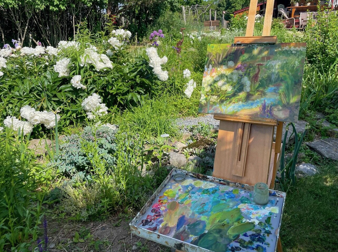 Gallery Rossland Gardens Amherst Island-Stella必去景点