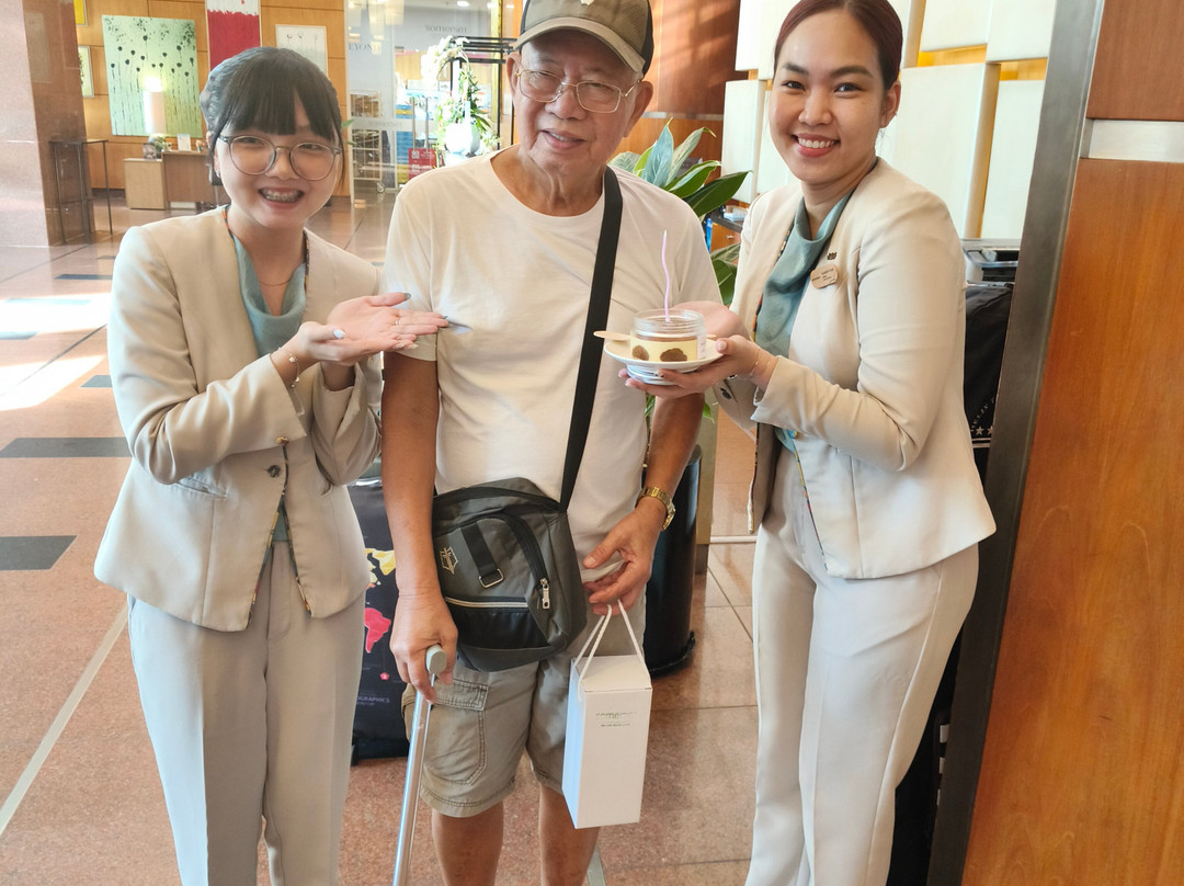盛捷羌瑟勒酒店主图