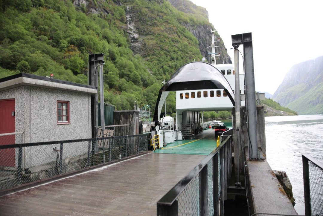 Car Ferry Cruise Kaupanger - Gudvangen-Gudvangen必去景点