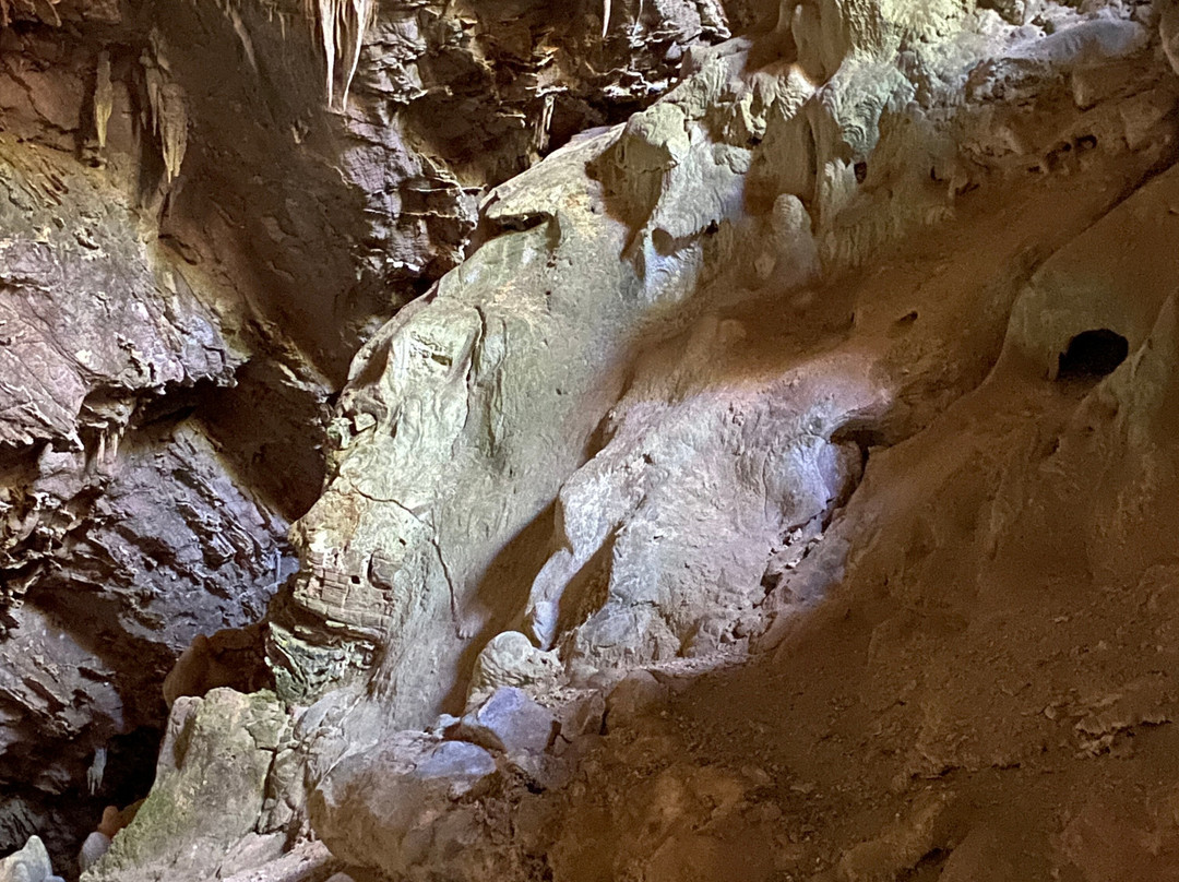 Gruta do Lago Azul-博尼图必去景点