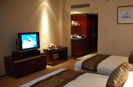 泰坦国际大酒店主图