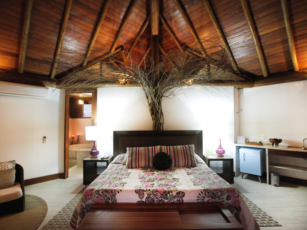 费尔南多-迪诺罗尼亚群岛酒店住宿-特里博茹旅馆