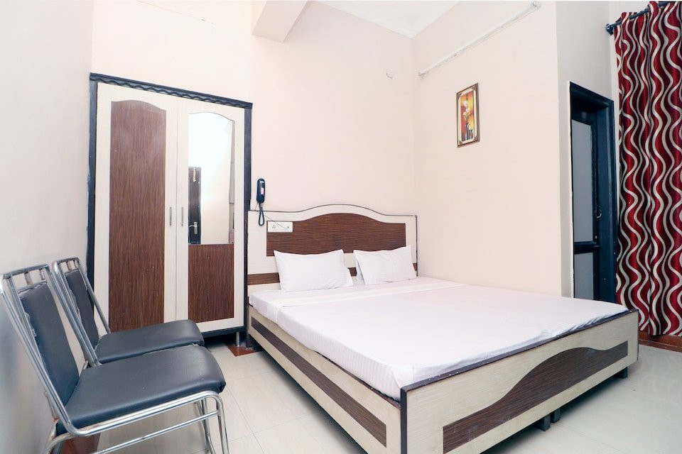 Shahbad酒店住宿-Hotel Vivek Plaza