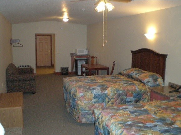 Phoenix Hotel & Banquet Center