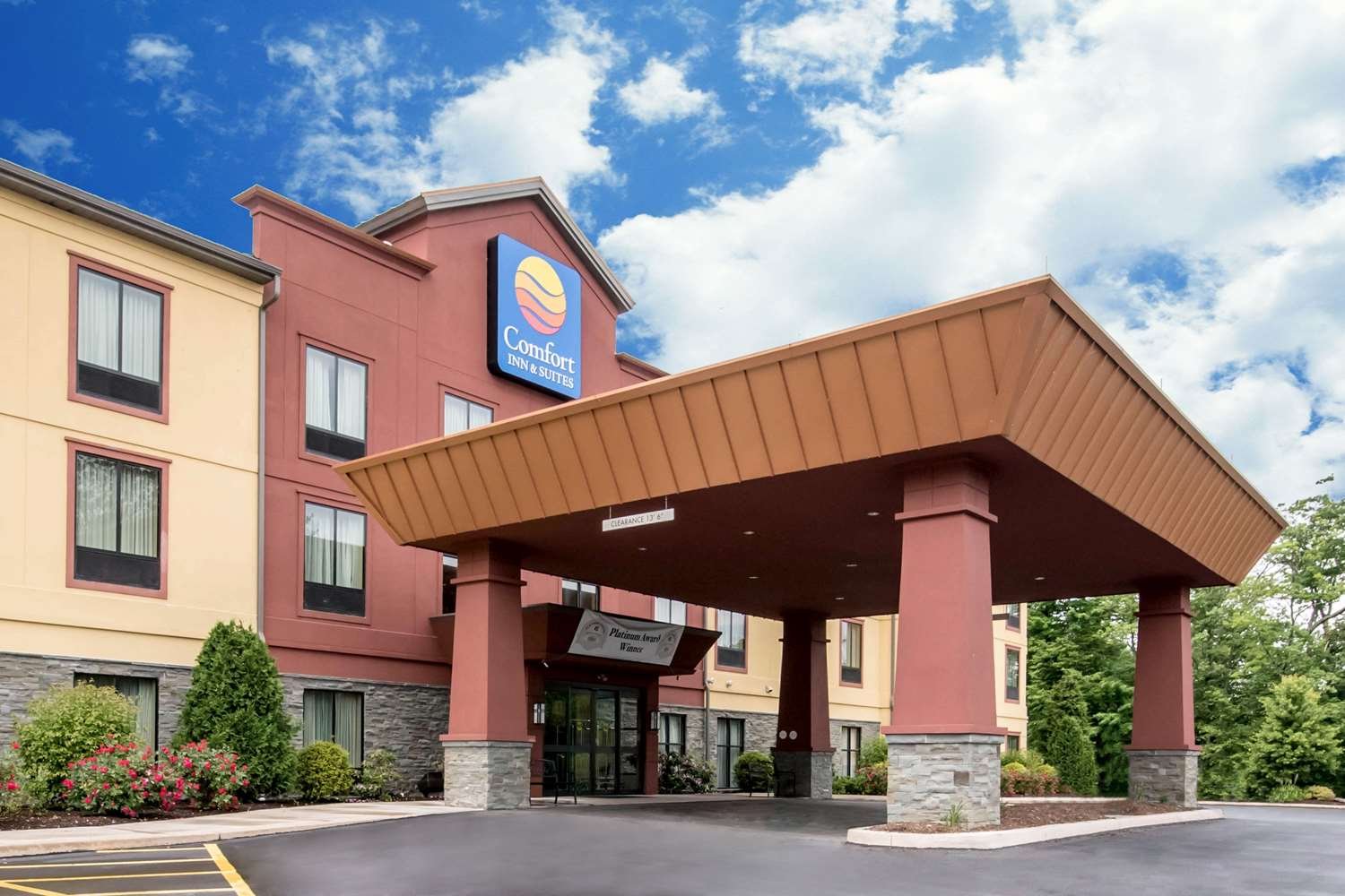 Comfort Inn & Suites-官方
