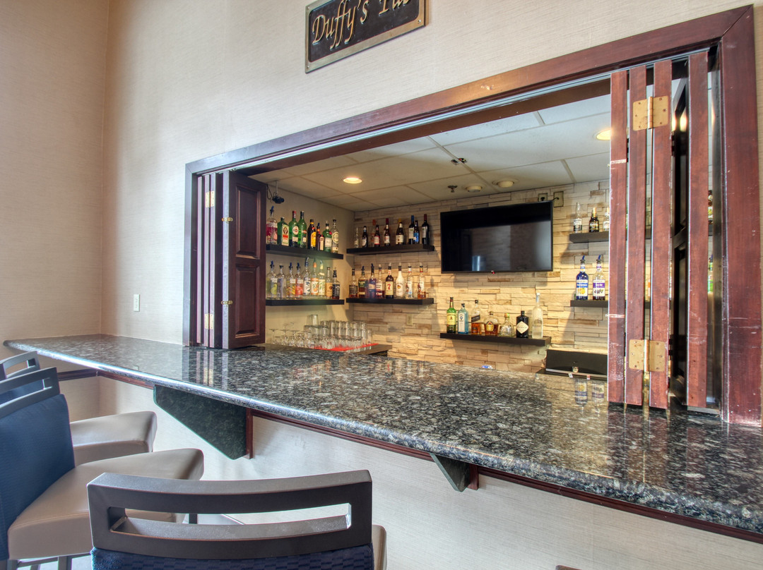 Comfort Suites Madison West主图