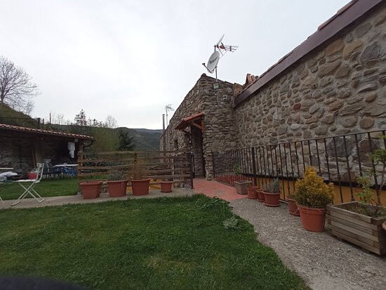 El Rincon De Zaldierna主图