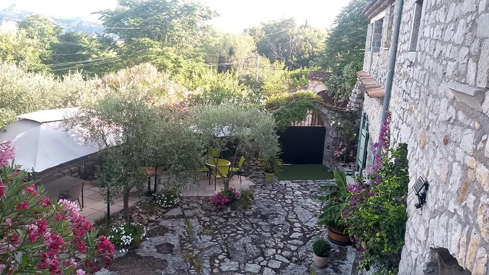 Mas des Falaises-家庭/游戏区