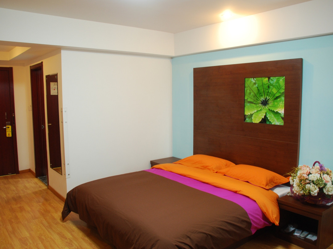 鑫龙假日酒店汽车总站店主图