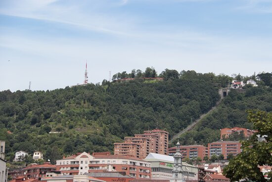 Mirador De Artxanda景点图片