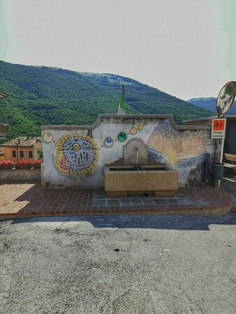 I Murales Di Cacciano-Cacciano必去景点