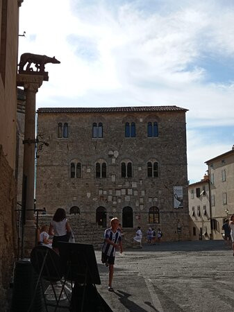 Piazza Garibaldi景点图片