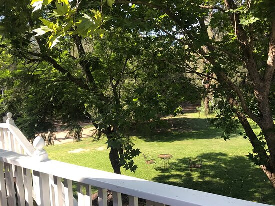 Carriages Boutique Hotel & Vineyard主图