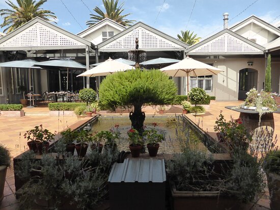 Tuileries at De Bortoli Rutherglen-餐饮