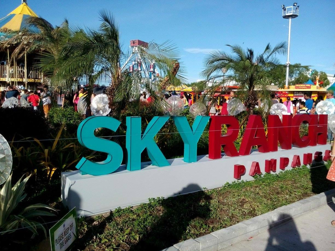 Sky Ranch San Fernando Pampanga景点图片