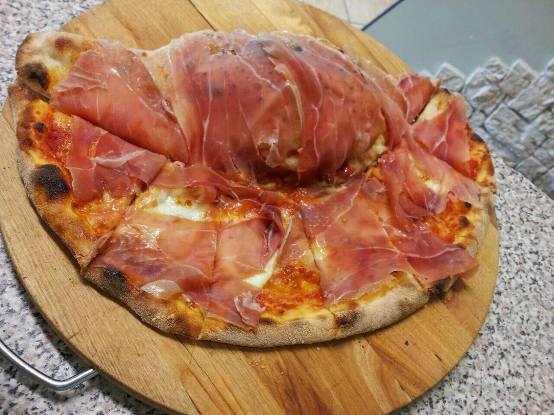 Magik Pizza