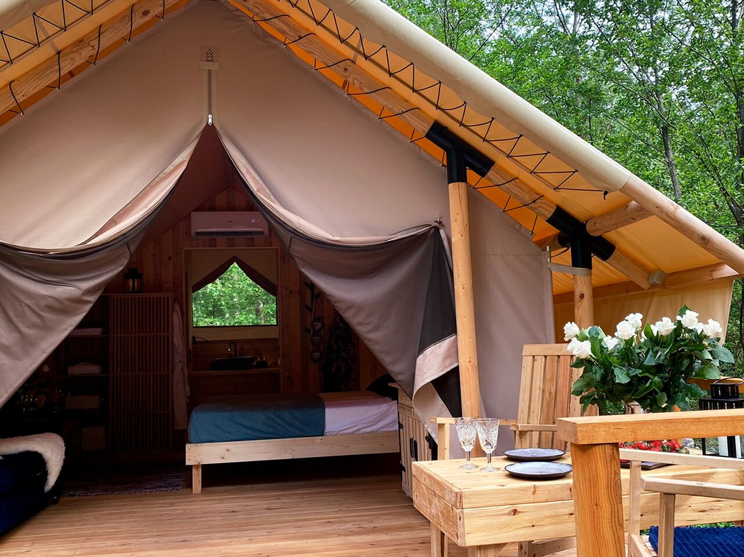 Les Glamping & Spa