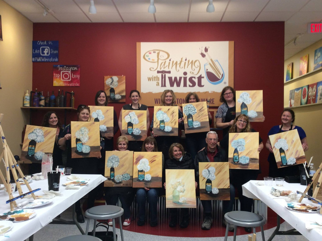 Painting with a Twist-威尔明顿必去景点