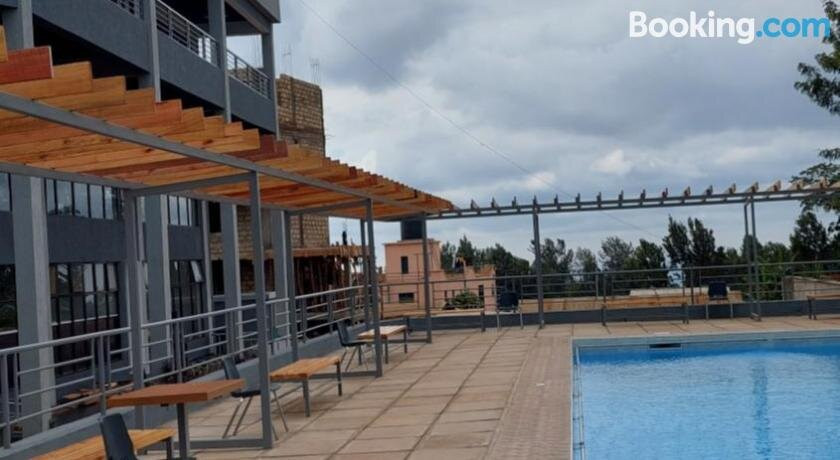 Royal Prince Hotel, Meru