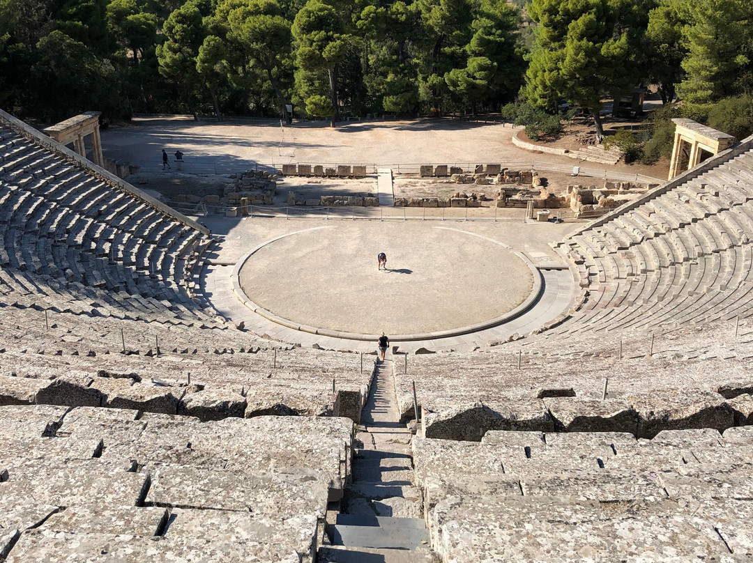 The Ancient Theatre of Epidaurus-埃皮达鲁斯必去景点