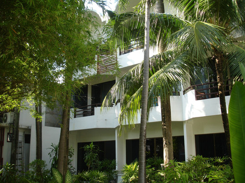 萨法里海滩酒店主图