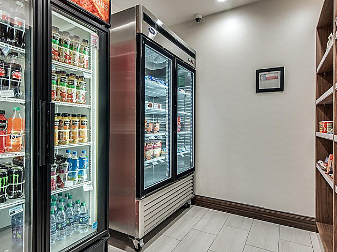 Holiday Inn Express & Suites Mount Pleasant by IHG主图